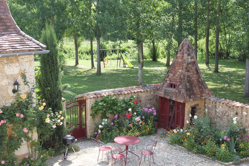 Hotel La Bastide du Roy Villamblard Exterior foto